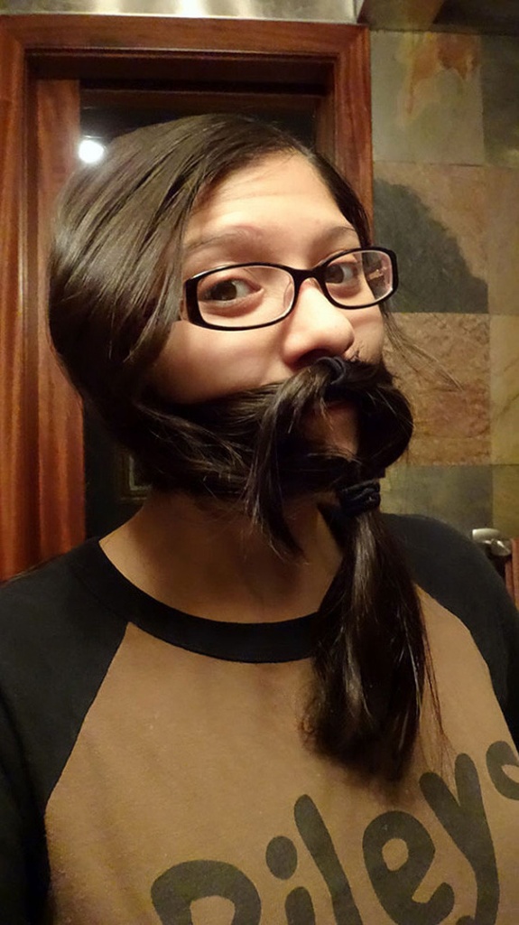 бородатая женщина
