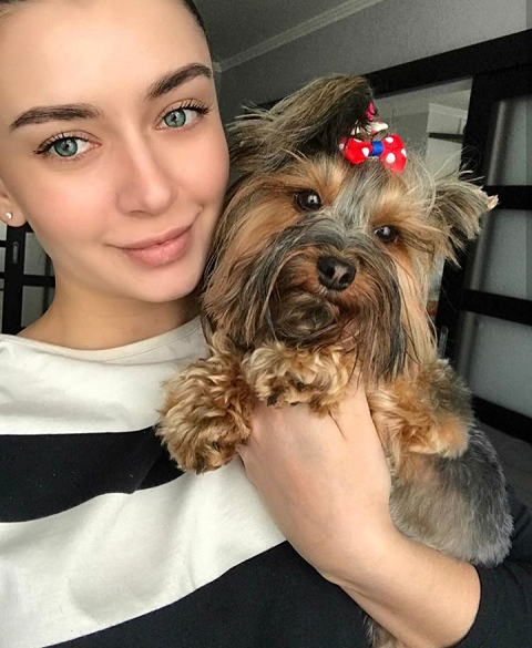 Наталья Варченко с животными