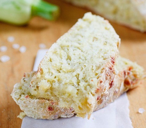 Кабачковый хлеб с сыром