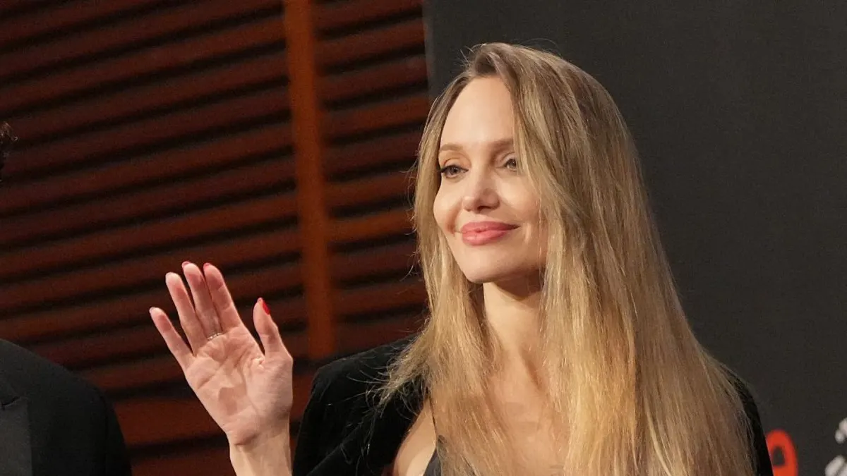 Джолі втретє приїхала в Україну: Харків, Карпати й історії, які варто почути
