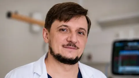 Інсульт у жінок: як розпізнати та що робити до приїзду швидкої