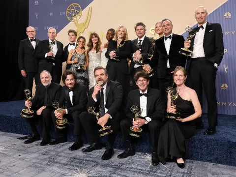 «Еммі-2026»: що варто знати про головні перемоги та рекорди вечора