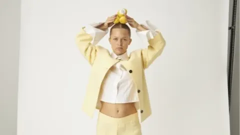 Яскравий офісний гардероб: колекція Fruit Farm Boss Lady від Stella Nova