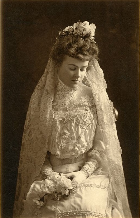 Невеста Грэйс Вивер Пауэрс, 22 апреля 1903 года