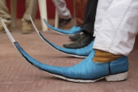 остроносые мужские ботинки