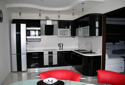 Кухня в черно-белом стиле
