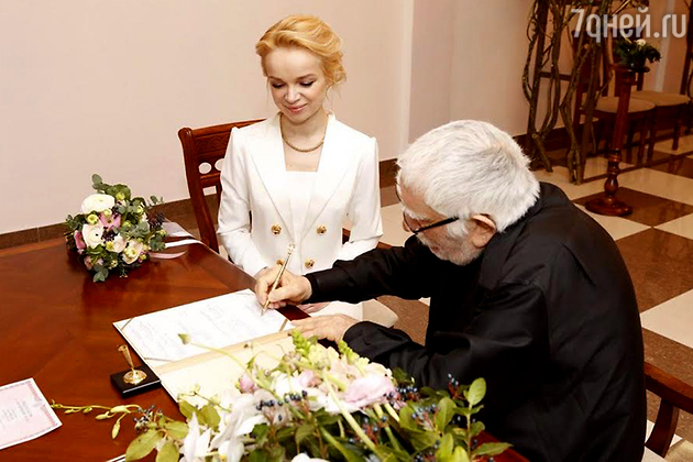 Армен Джигарханян женился