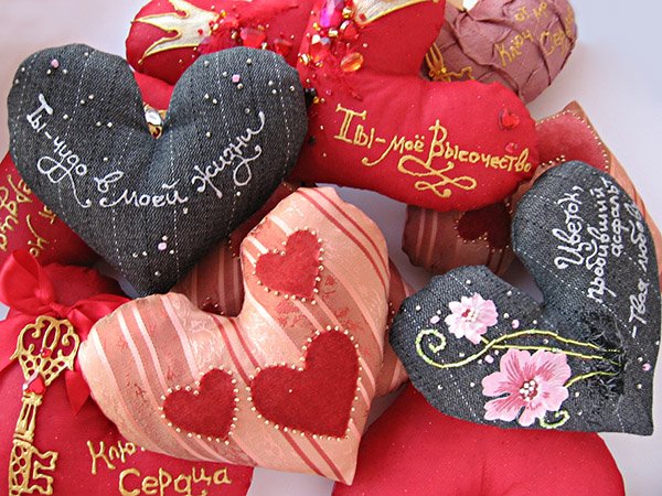 Подарки на день Святого Валентина своими руками, мягкое сердечко 